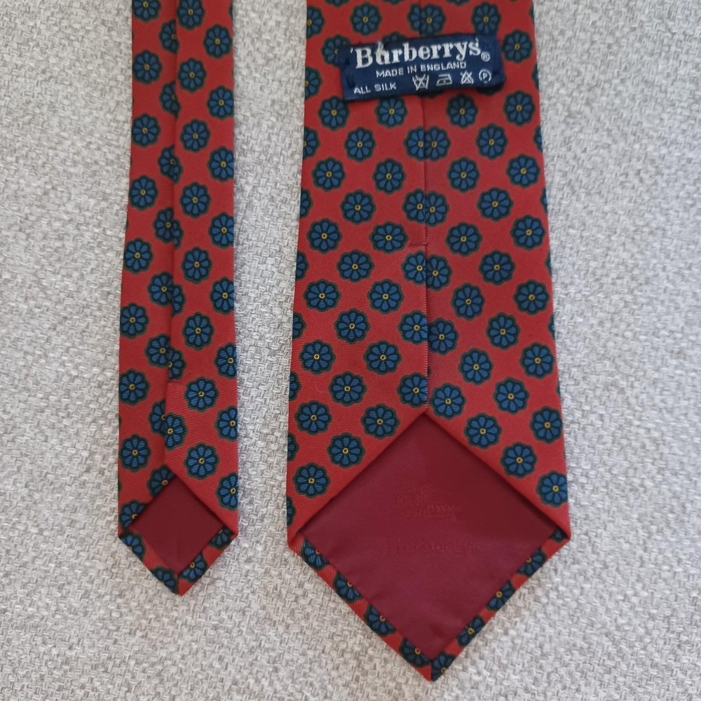 Burberrys Silk Tie Red Blue Floral Pattern Made in England Mens - Picture 8 of 9